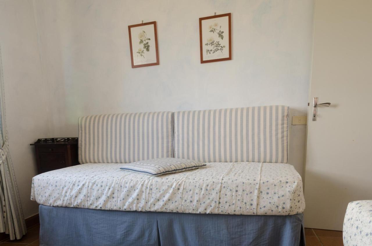Pavone * Castiglione della Pescaia